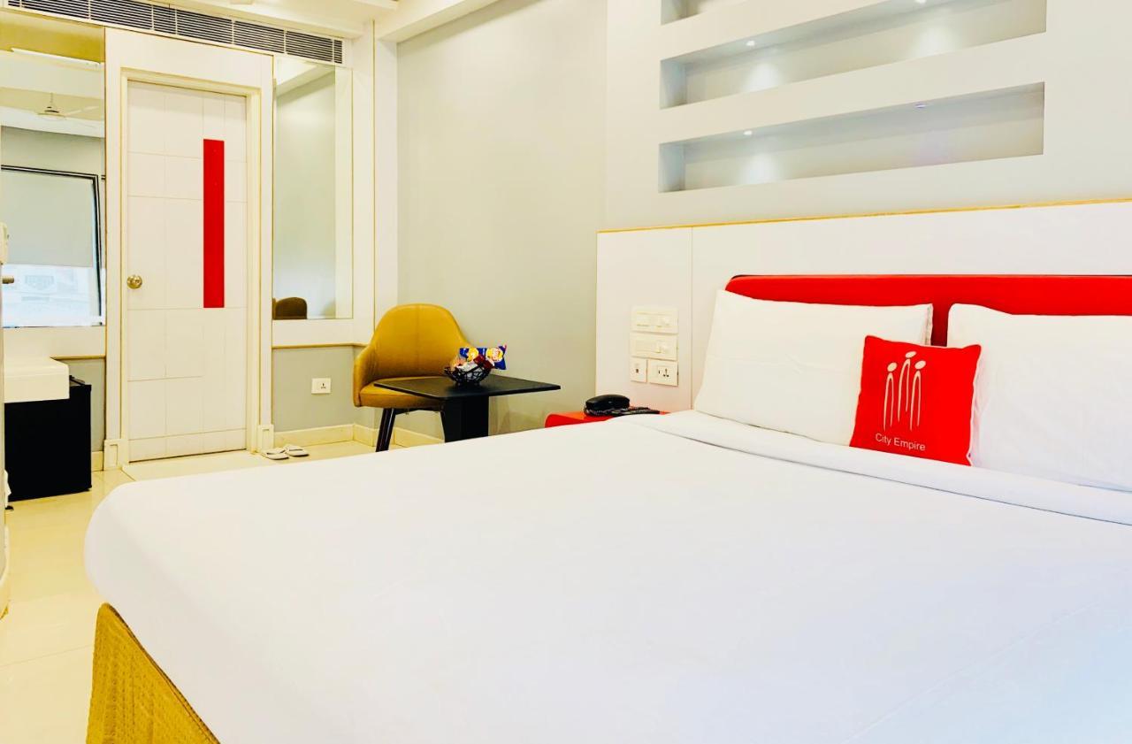 Hotel Empire Railway Station 4*